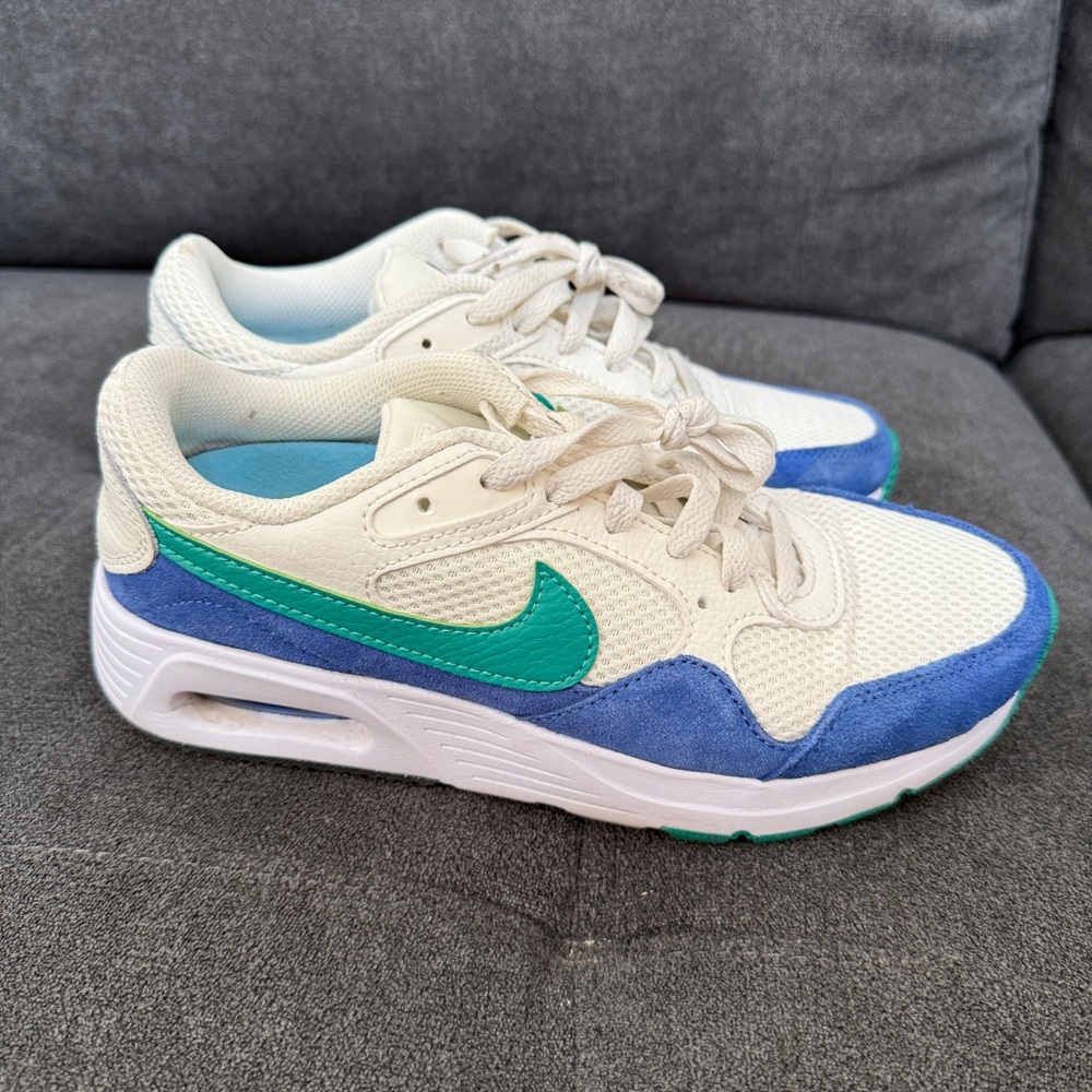 Nike Cream and Blue Air Max SC 6.5